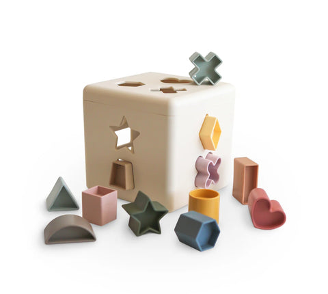 Caja con figuras - mushie