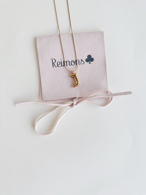 Collar con Inicial globo Reimons
